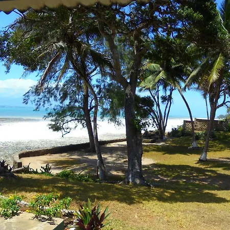 Diani Beachalets Exterior photo